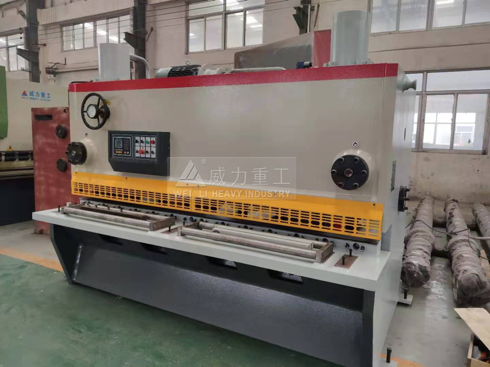 水箱加工专用液压剪板机