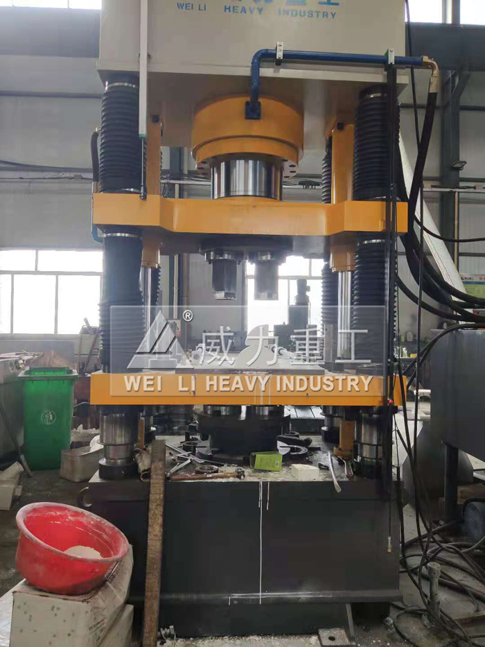 山东威力重工活性炭液压机型号齐全