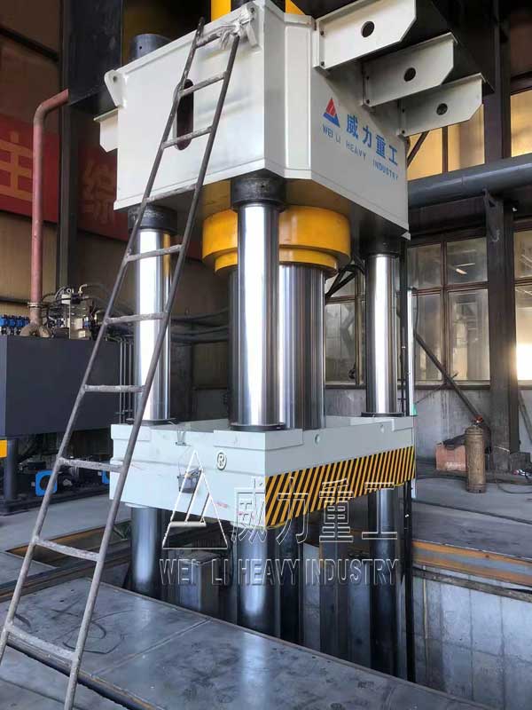 1000吨石墨坩埚成型液压机厂家