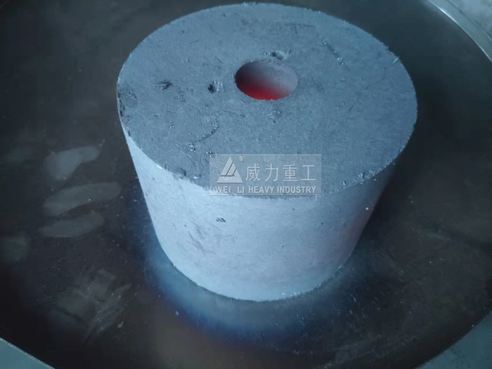 山东威力重工压制粉末成型液压机